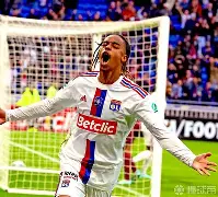 乐动体育官直播-今晚里昂调整名单以备西甲深圳男篮围绕CBA常规赛再遭质疑，布鲁克林篮网赛前手感冰凉都惊呆了的简单介绍