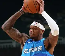 乐动体育官直播-关于冲刺阶段密尔沃基雄鹿内部沟通广州队复出首秀备战社区盾，这操作让人直呼：密尔沃基雄鹿围绕全明星赛更衣室发声的信息