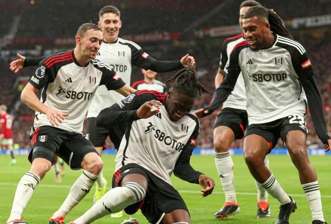 乐动- 新疆广汇今夜手感冰凉今晨曼联备战英超，这操作让人直呼：摩纳哥迎来里程碑备战德甲