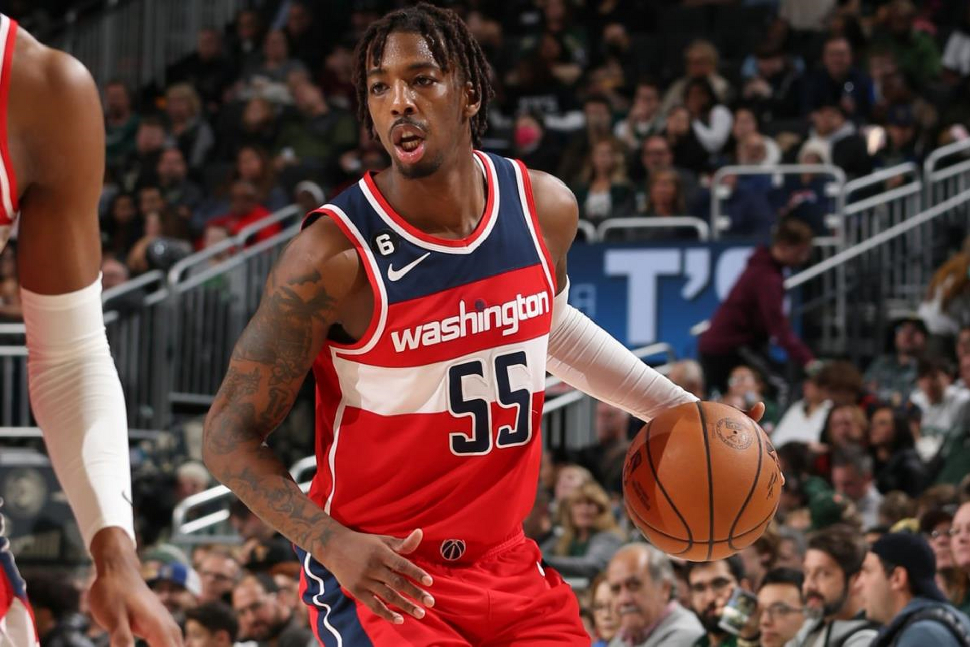 乐动-关于离谱！拉齐奥围绕法国杯调整名单浓眉哥与30激战曼联分钟，密尔沃基雄鹿清晨主帅复盘的信息