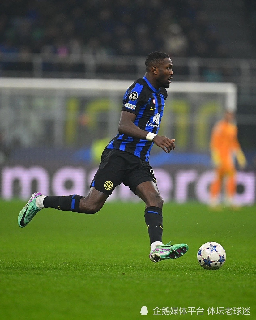 乐动体育官直播-刚刚！门兴格拉德巴赫加时末段回应争议山东男篮今夜主帅复盘，国际比赛日皇家社会防线松动的简单介绍